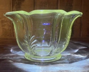VINTAGE Fostoria Baroque clear glass mayonnaise bowl / sauce dish - Picture 1 of 9