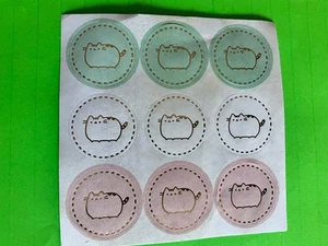 NEW Pusheen the Cat LIGHT GREEN/WHITE & PINK 9 CIRCULAR STICKERS - Picture 1 of 1
