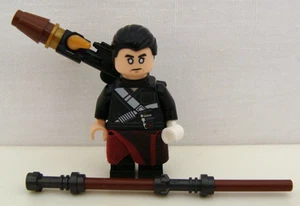 Lego Star Wars Chirrut Imwe Minifigure With Accessories From Set 75152 - Picture 1 of 7