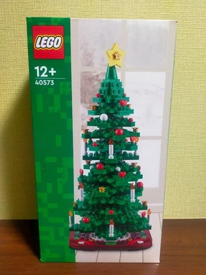 LEGO 40573 Christmas Tree 2-in-1 New Unopened Ornament Candle Holiday Gifts  - Image 1 of 4