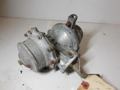 Bomba de combustible y vacío 585 reconstruida para Nash 47-50 Oldsmobile 6 cilindros 1949 1950 Foto 1 de 4