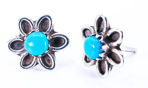 Sterling Silver Blue Beauty Turquoise Daisy Flower Earrings Southwestern Vintage