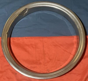 Single 1 OEM 1988-2002 Chevy GMC 2500 3500 Pickup Truck Van 16" Trim Ring Beauty - Picture 1 of 16