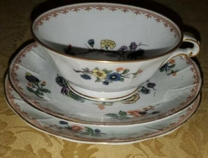 Limoge Bernardaud & Co  Vieux Rouen FRANCE 2 SAUCERS & 1 TEA CUP - Picture 1 of 9