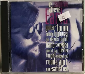 MUSIC CD IN CASE (COVER SIGNED) - STEVE EARLE - ESSENTIAL STEVE EARLE - Picture 1 of 2