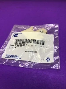 🔥GM Pontiac Grand Am Oldsmobile Alero Window Channel Sash Clip OEM 22689012 - Picture 1 of 4