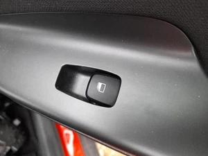 93581J9000 interruttore alzacristalli posteriore per HYUNDAI KONA (OS OSE OSI) - Bild 1 von 3