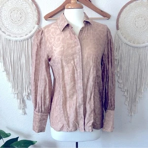 Guess balloon sleeve beige leopard print button up blouse small - Picture 1 of 9