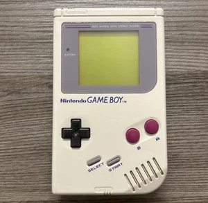 Consola portátil Nintendo GameBoy original DMG-01 - Imagen 1 de 10