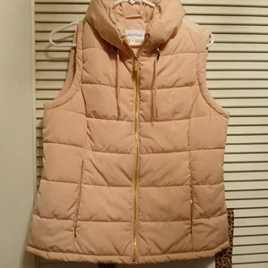 Calvin Klein Mauve Zip-Up Insulated Puffer Vest Women’s Medium Preowned - Bild 1 von 6