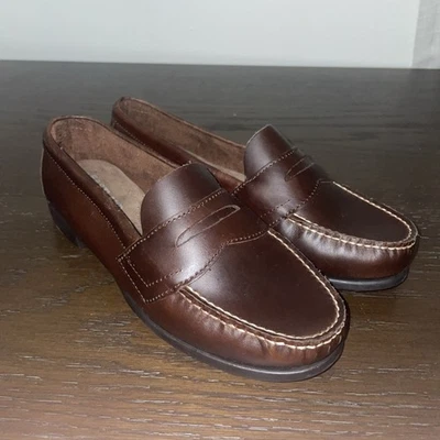 NUEVO Mocasín Eastland Clásico II Cuero Penny Talla 7.5 Ancho Marrón + Foto 1 de 4