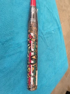 Nuevo Bate de Softbol Lanzamiento Lento Equilibrado USSSA 220 Estampado Pure Latinos 220 OZ - Imagen 1 de 16