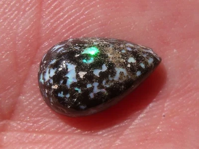 Cabujón ópalo leopardo mexicano de 2,19 quilates Foto 1 de 4