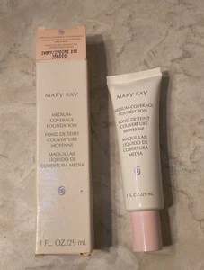 MARY KAY Medium Coverage Foundation Ivory 202 NEW Discontinued - Picture 1 of 4