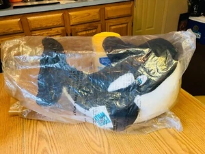 Vintage RARE 1993 " FREE WILLY " Orca 16" Stuffed Plush Toy BRAND NEW in PACKAGE - Picture 1 of 6