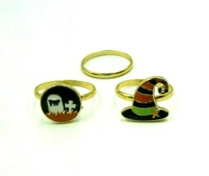 SET OF 3 SMALL HALLOWEEN GOLD BAND PINKY RINGS TOMBSTONE, WITCH'S HAT SIZE 3-4 - Picture 1 of 5