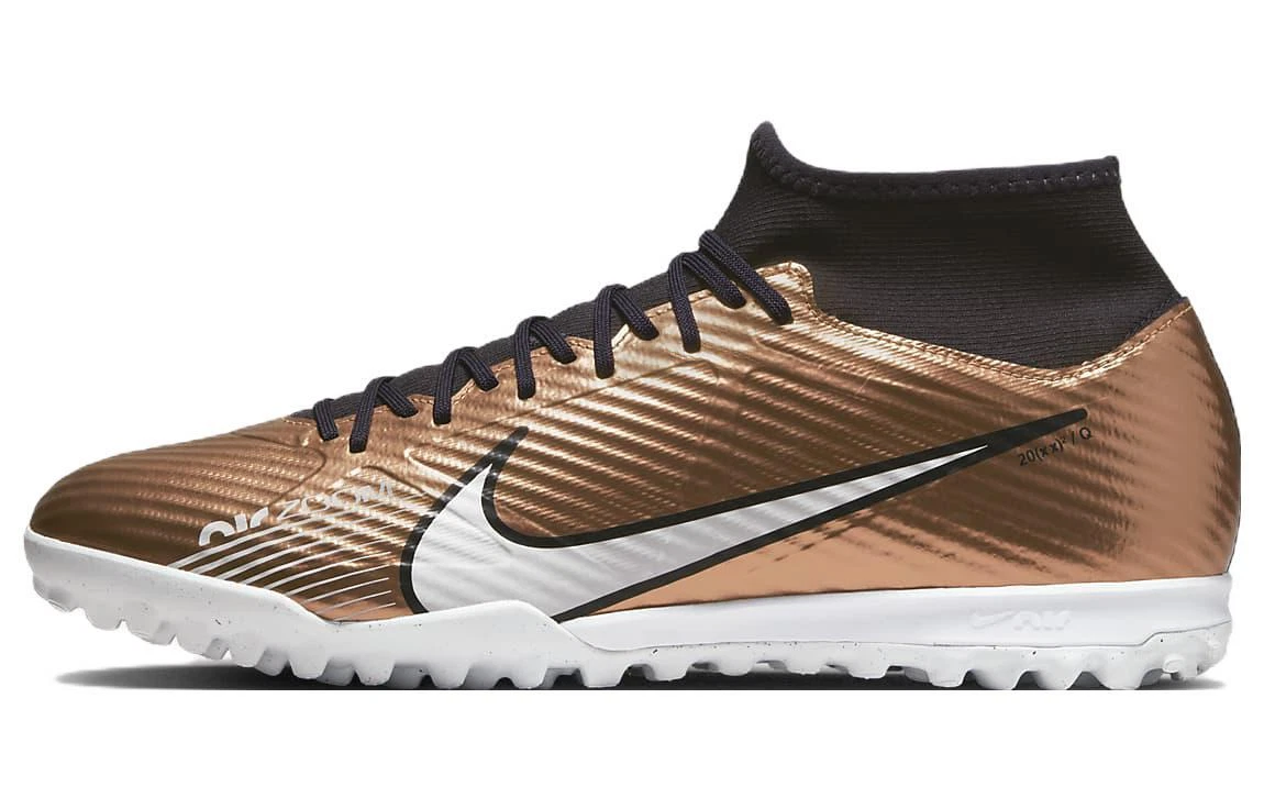 Preços baixos em Nike Zoom Mercurial Superfly 9 Academy TF