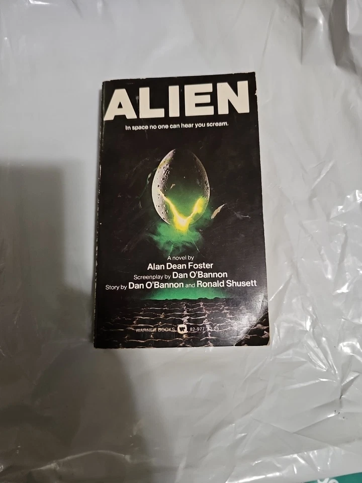 Alien: A Novel by Alan Dean Foster Book The Fast Free Shipping - Image 1 of 3