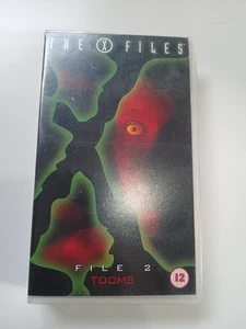 The x Files File 2 Tooms Squeeze (1996 VHS) - Picture 1 of 2