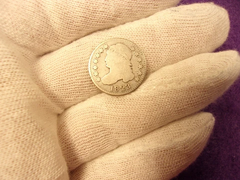 RARE ANTIQUE 1823 EARLY AMERICAN SILVER 10c 10 CENT DIME CAPPED BUST, "SMALL ES" Cover