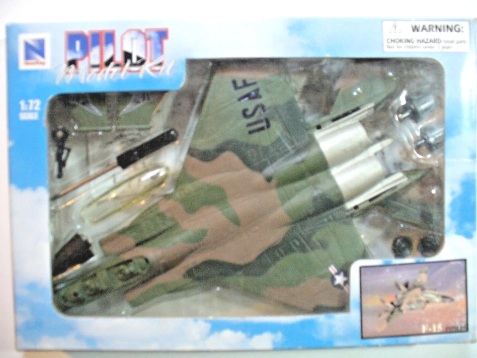 F -15 STRIKE EAGLE  1/72  PILOT MODEL KIT scatola 26x18x4 cm - Immagine 1 di 1