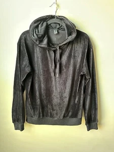 Forever 21 Women's Black Velour Ribbed Velvet  Long Sleeve Hoodie Size Medium - Picture 1 of 7
