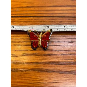 Beautiful butterfly pin or pendant monarch gold  - Picture 1 of 2