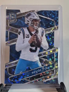 2024 Panini Spectra - Bryce Young #21 Blu Neon Prizm Die-Cut /50 - Foto 1 di 3