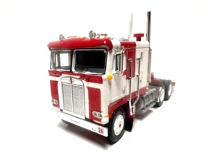 DCP / FIRST GEAR 1/64 SCALE KENWORTH K-100 FLAT TOP, RED & WHITE - Picture 1 of 5