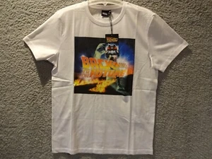 Nueva Camisa Marty Regreso al Futuro de Universal Studios Blanca Pequeña de Michael Fox  - Imagen 1 de 7
