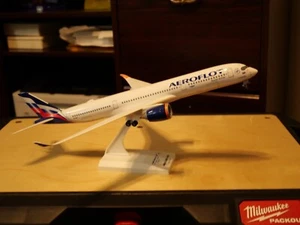 Skymarks Aeroflot A350-900 Model 1/200 (SKR1088) - Picture 1 of 4