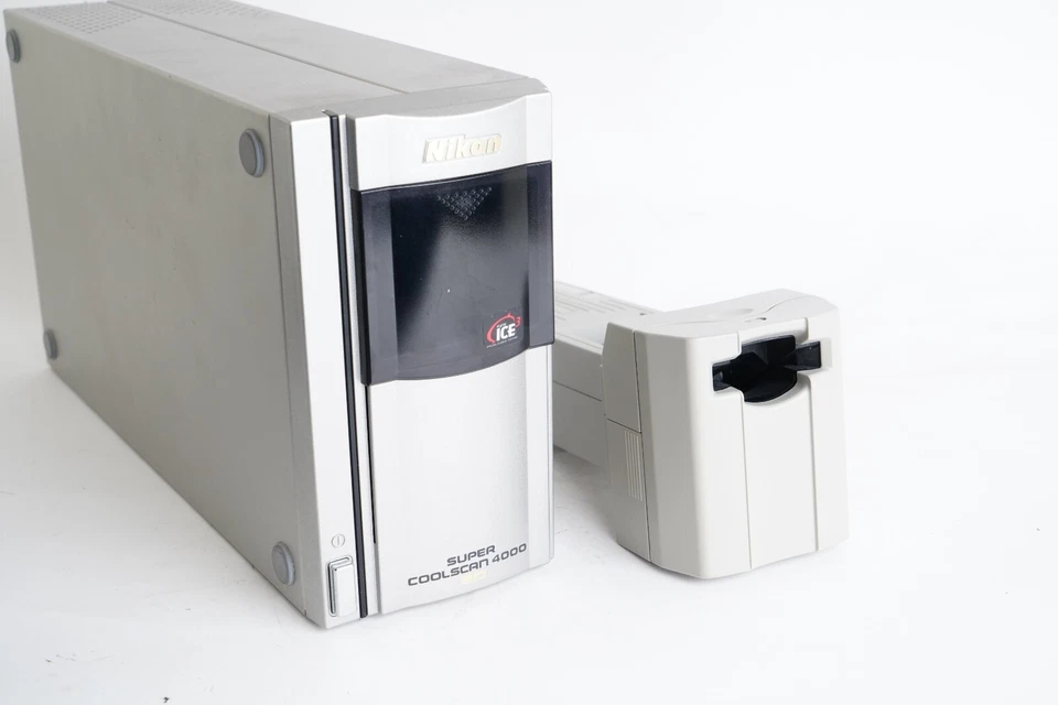 Nikon Super Coolscan 4000 ED 35mm + Cables + Serviced and Converted to Full Roll - Image 1 of 4