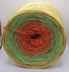 Bobbel  Lace Farbverlauf Glitzer 4 fädig 1370 m 400 g  ( 6 ) 1kg 65 Euro - Bild 1 von 3