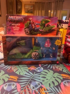Masters of the Universe Origins Actionfigur & Fahrzeug, Ground Ripper & Mekanec - Bild 1 von 1