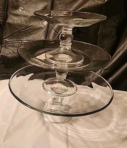 3 Tier Cake / Cupcake Stand - Picture 1 of 9