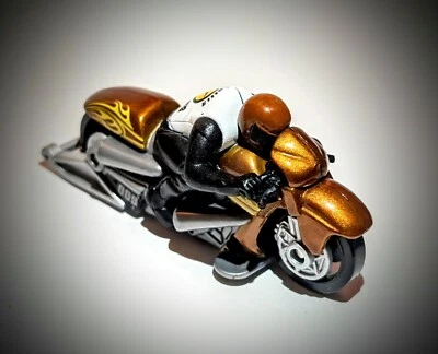 HOT WHEELS 1:64 MOTORCYCLES STRETTLINER, N4247, BIN23 Loose - Image 1 of 4