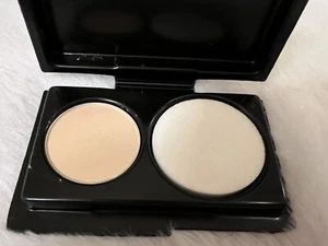 2x MAC Studio Fix Powder Plus Foundation SAMPLE size #NC20 0.05oz/1.5g (ea) - Picture 1 of 3