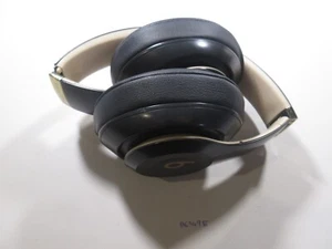 Beats by Dr. Dre Studio3 Wireless Headphones - Skyline Collection. Defective - Picture 1 of 14