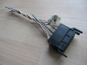 Volvo VNL Electric Connector w/ Wiring for Sleeper Blower Switch #M266KA - Bild 1 von 5