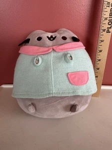 Gund Winter Pusheen 9.5" Teal Pink Festive Sweater Plush Toy - Picture 1 of 5