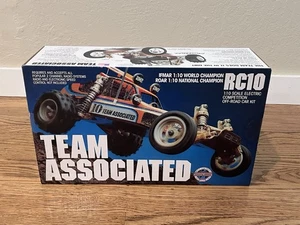 Team Associated Classic RC10 Kit ASC6001 2013 Re Release NIB Sealed - Picture 1 of 5