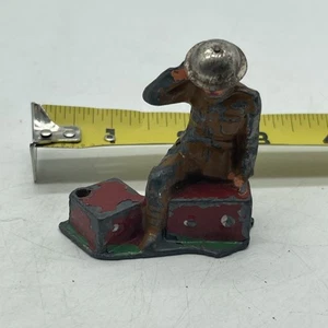 De colección Marclay Juguete Soldado Escuchando por Caja de Munición Casco de Hojalata Soldado Hecho en EE. UU. - Imagen 1 de 6