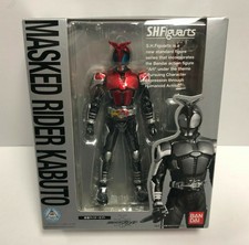 S.H.Figuarts MASKED RIDER KABUTO 2008 Bandai action figure