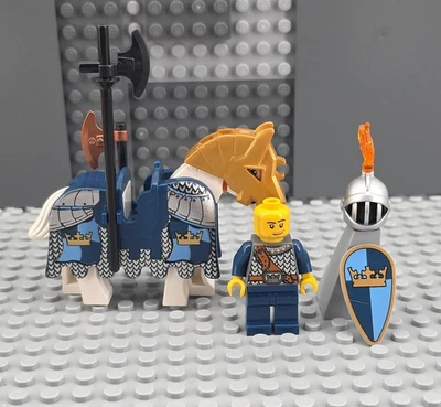 LEGO Castle Kings Crown Knight Minifigure Horse Barding Cas419 Pre-owned - Image 1 of 4