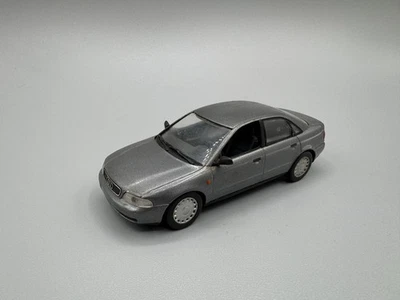 1:43 Minichamps AUDI A4 silber/grau - Bild 1 von 4