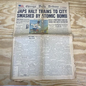 Chicago Daily Tribune 1945 bomba atómica Hiroshima titular periódico 7 de agosto Segunda Guerra Mundial - Imagen 1 de 15