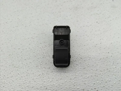 Interruptor de ventana eléctrica derecha pasajero Toyota Yaris 2012-2018 D09h 66 370 V6CKL Foto 1 de 4