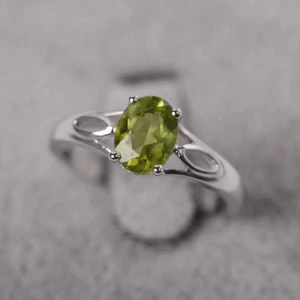 Green Peridot Solitaire Ring Natural Gemstone Oval Cut 925 Sterling Silver Ring - Picture 1 of 5