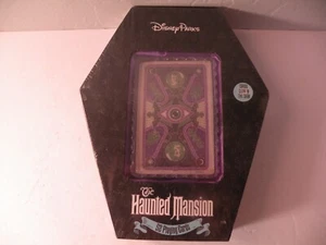 Disney Haunted Mansion 52 Spielkarten Glow in Dark Sarg Stil Box Neu Versiegelt - Bild 1 von 3