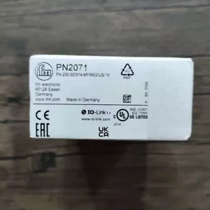 1 pz IFM PN2071 Sensore di pressione PN-250-SER14-MFRKG/US//V - Foto 1 di 4